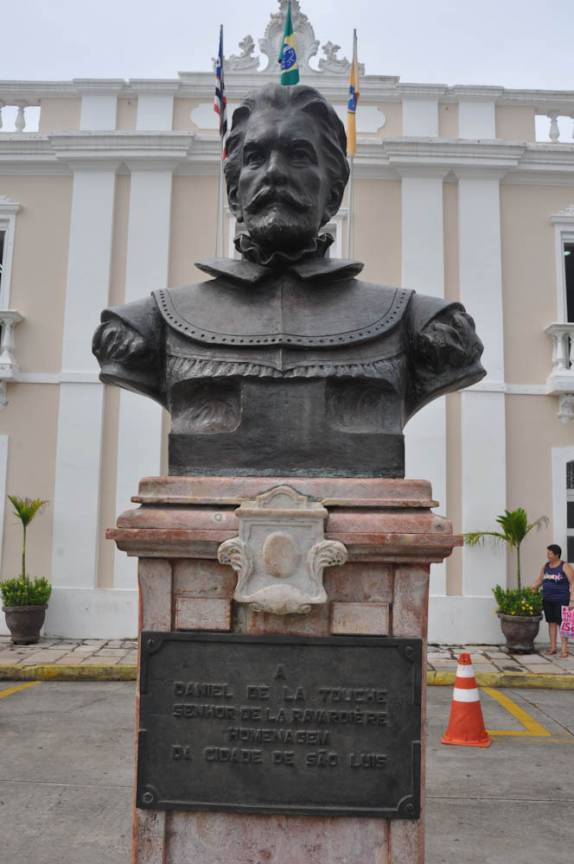 Busto do francês Touche, o fundador de São Luís - MA